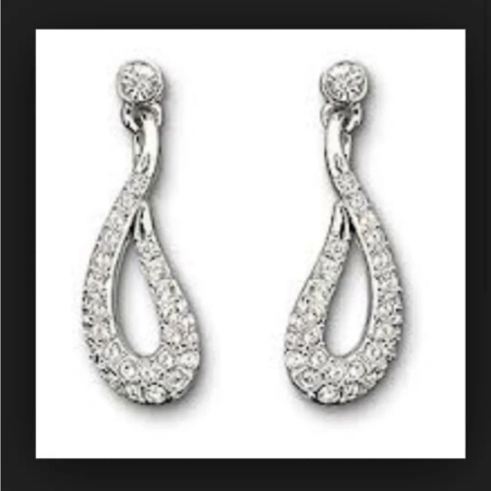 Swarovski Crystal Earrings - Picture 5 of 7